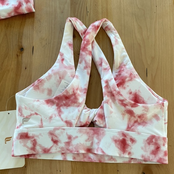 Fabletics Fit - Picture 4 of 4